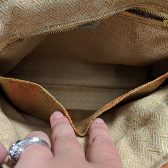 Perfect Fall Handbag - Picture 4 of 5